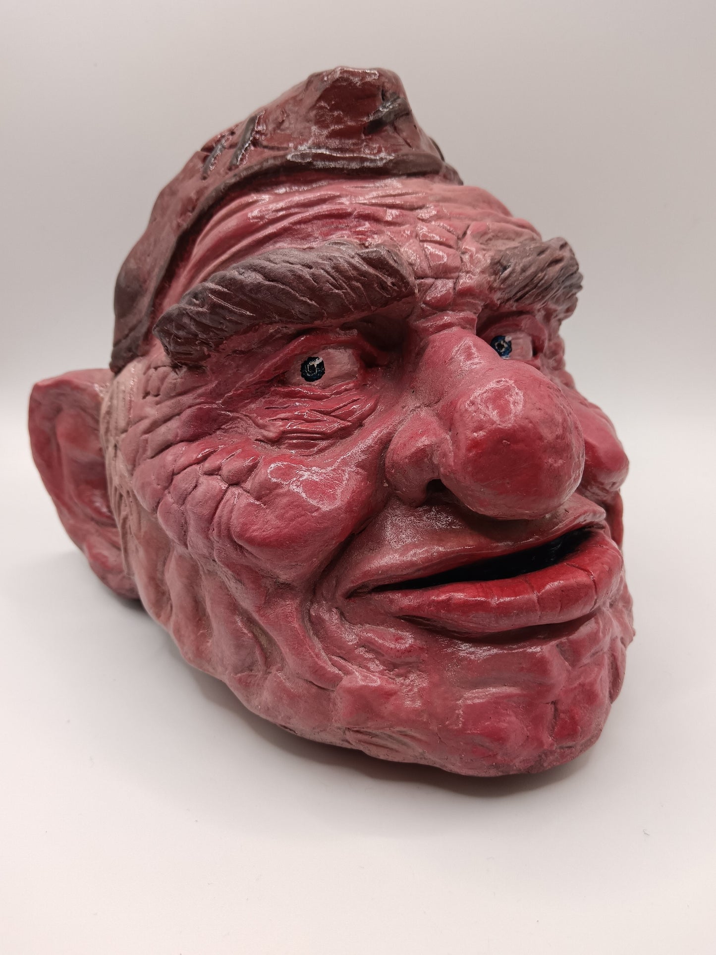 Hoggle Labyrinth sculpture front view