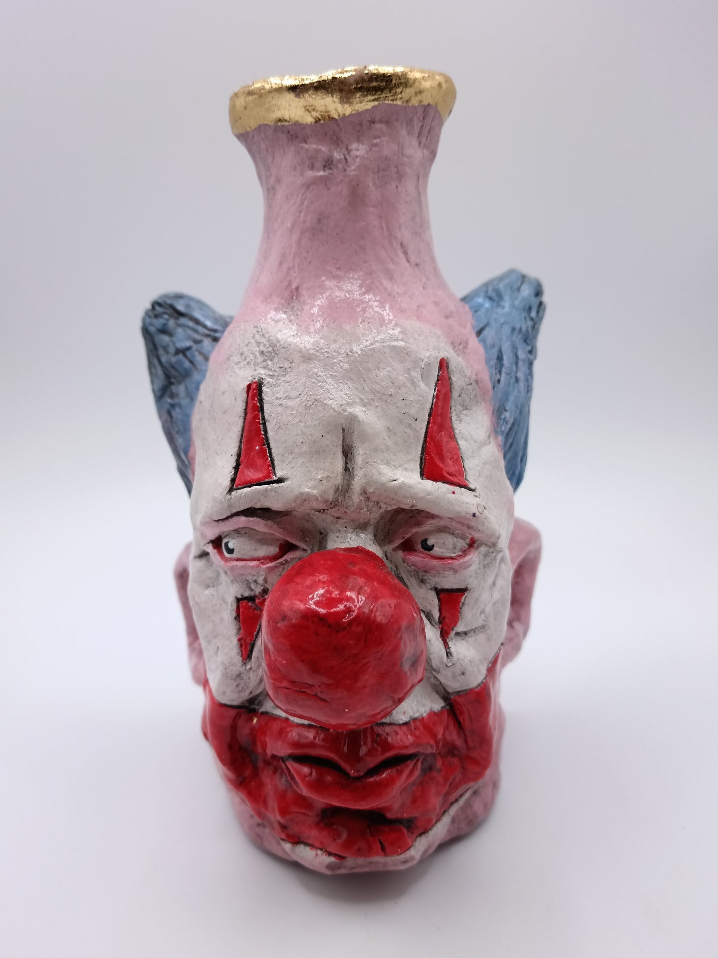 Francis Underwater, hand sculpted clown vase, front view