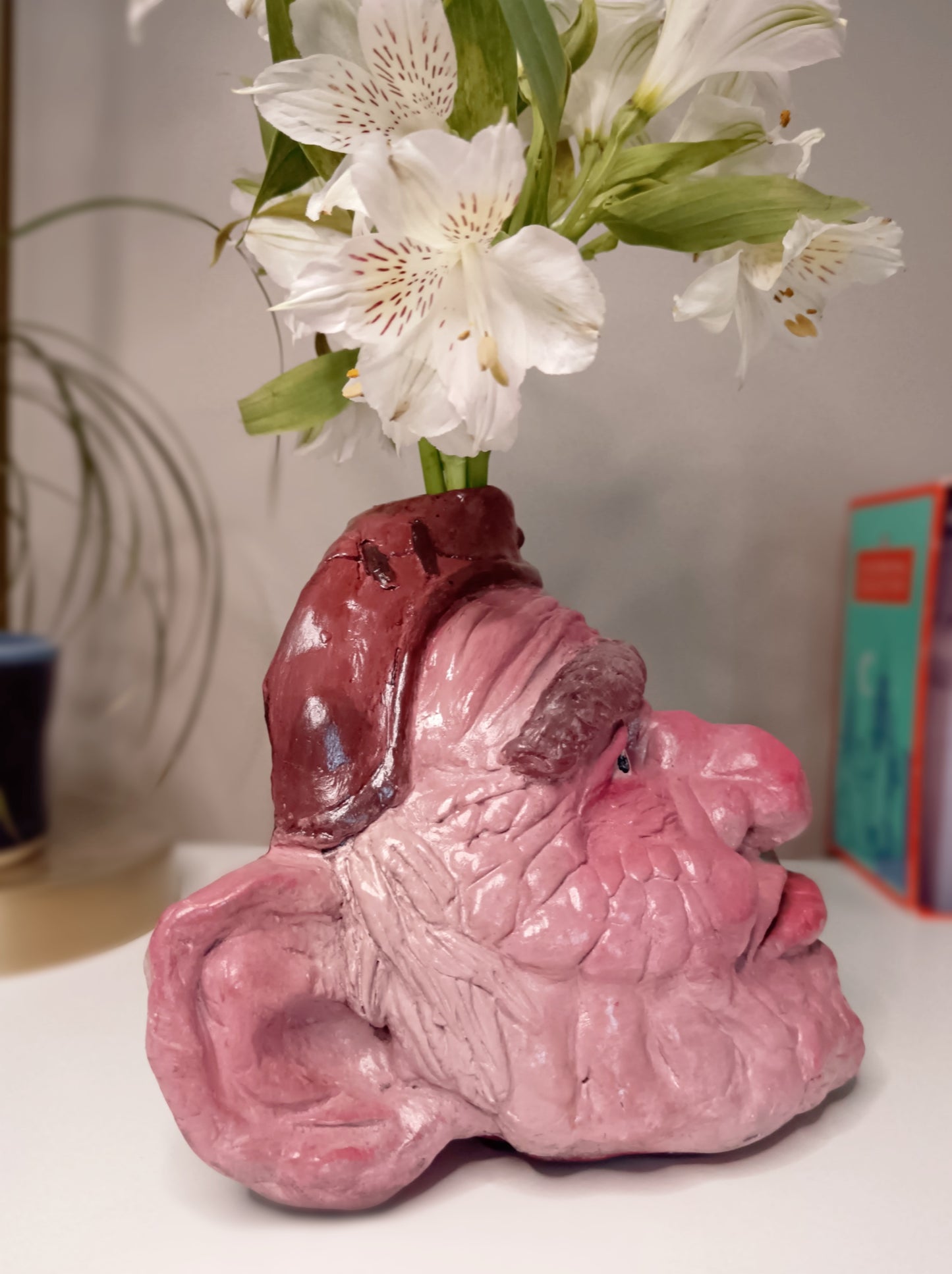 Hoggle Labyrinth sculpture vase right side with flowers