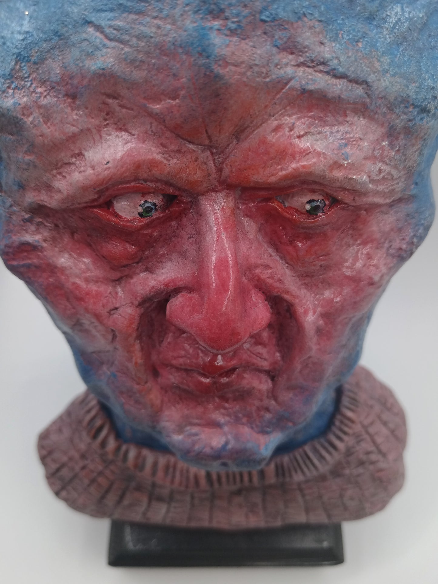 Francis Underwater handmade clay alien sculpture, close-up