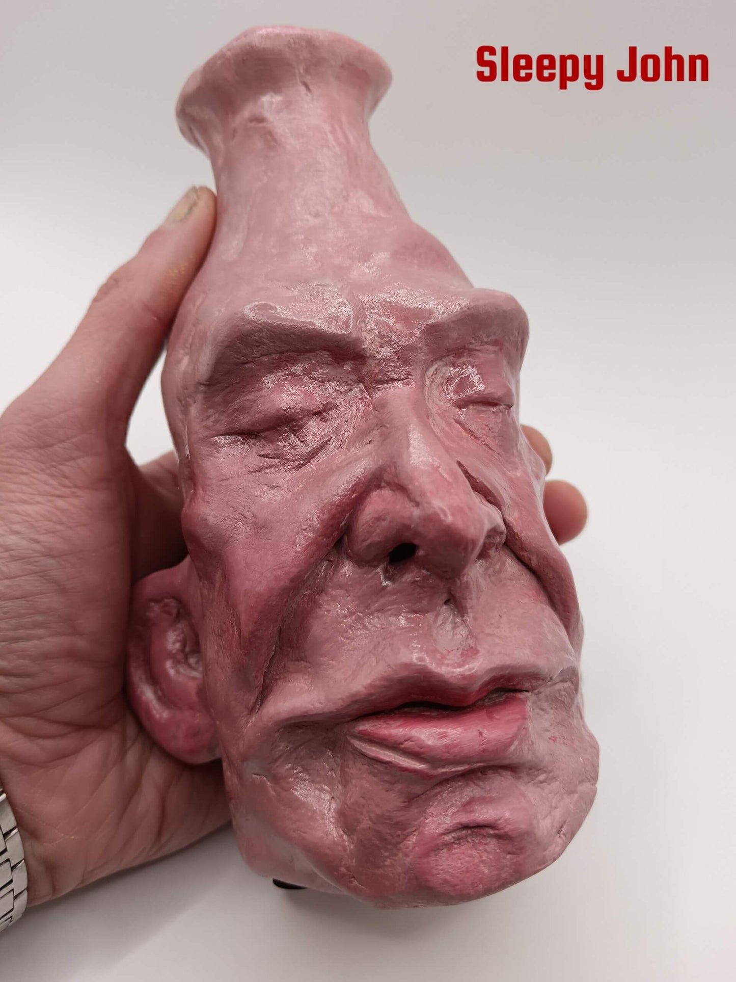 weird art vase 