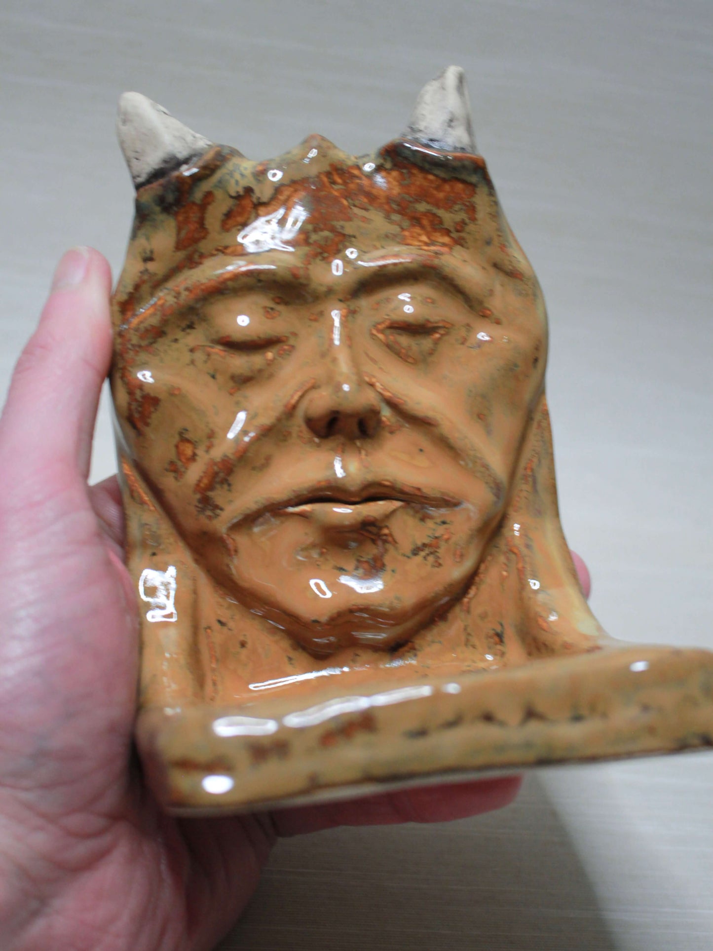 Devil Trinket / Tealight holder (Brown) - Handmade Creepy Ceramic Jewellery Dish / Mini Altar