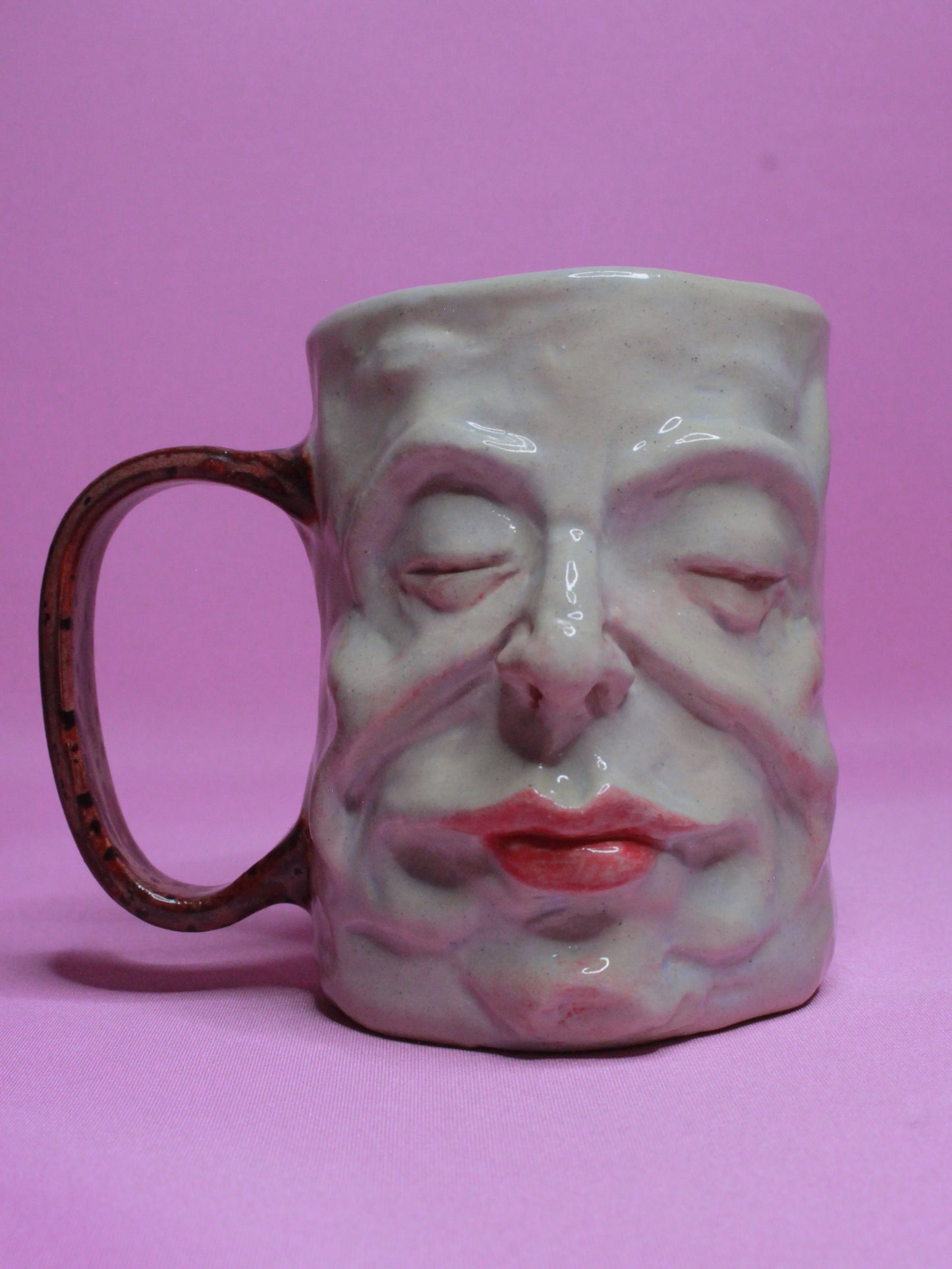 Red Handle Sleepy Face Tankard (Gloss) / Large Mug - Handmade Ceramic Drinkware