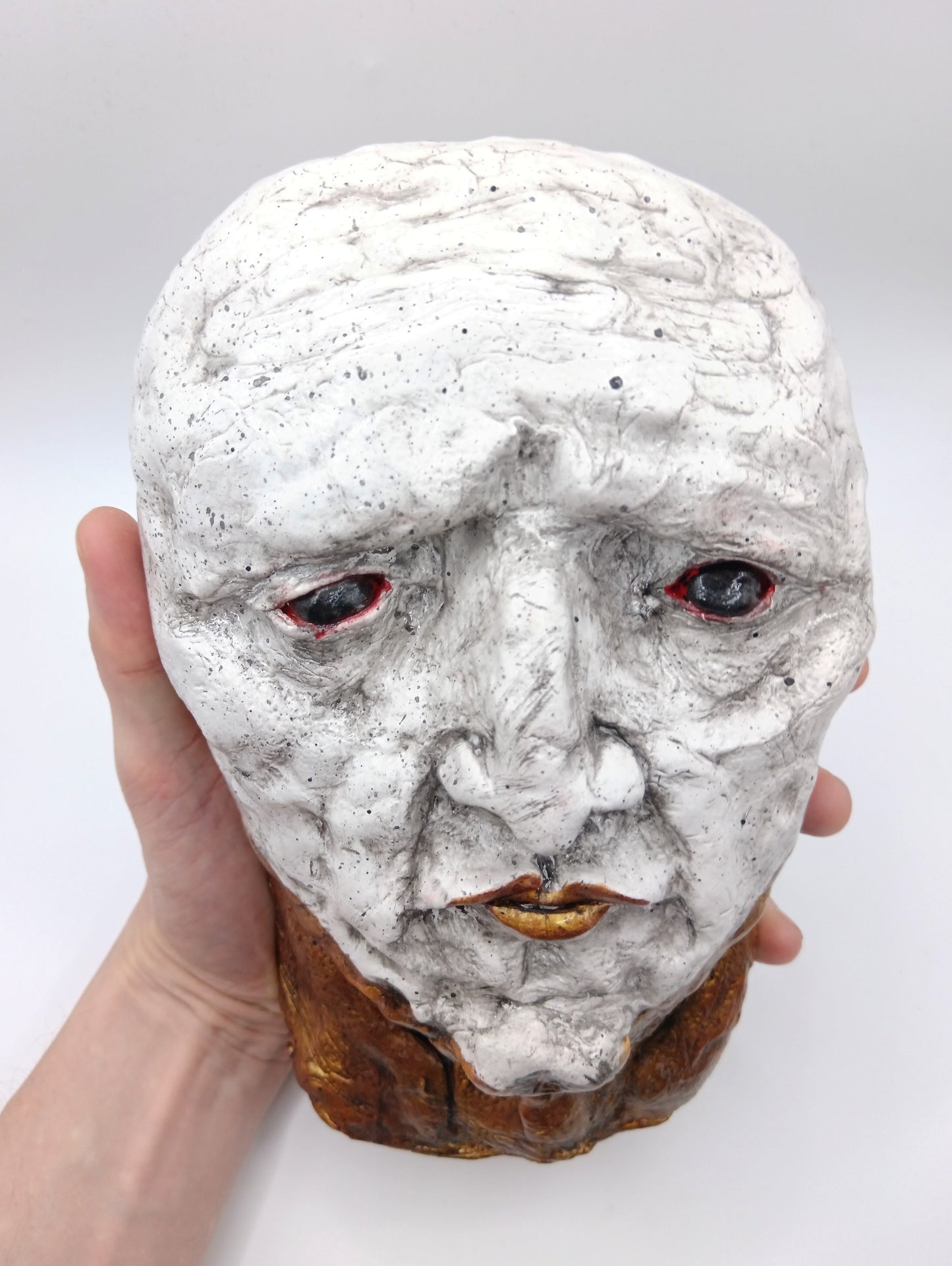 THE GOLDEN NECKED GOD - Sculpture & Wall Art