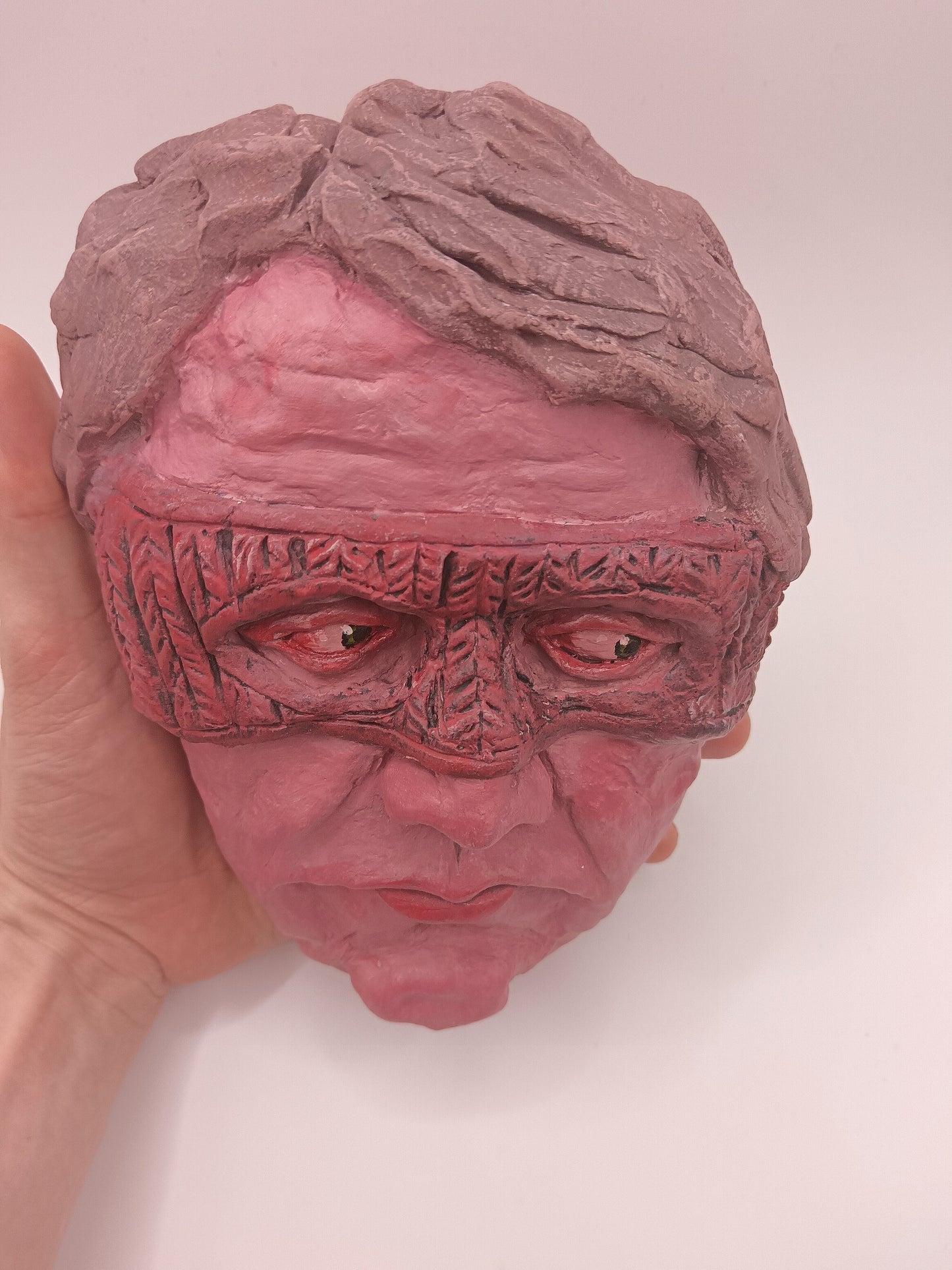 KNITTED SUPERHERO - Sculpture/Wall Art