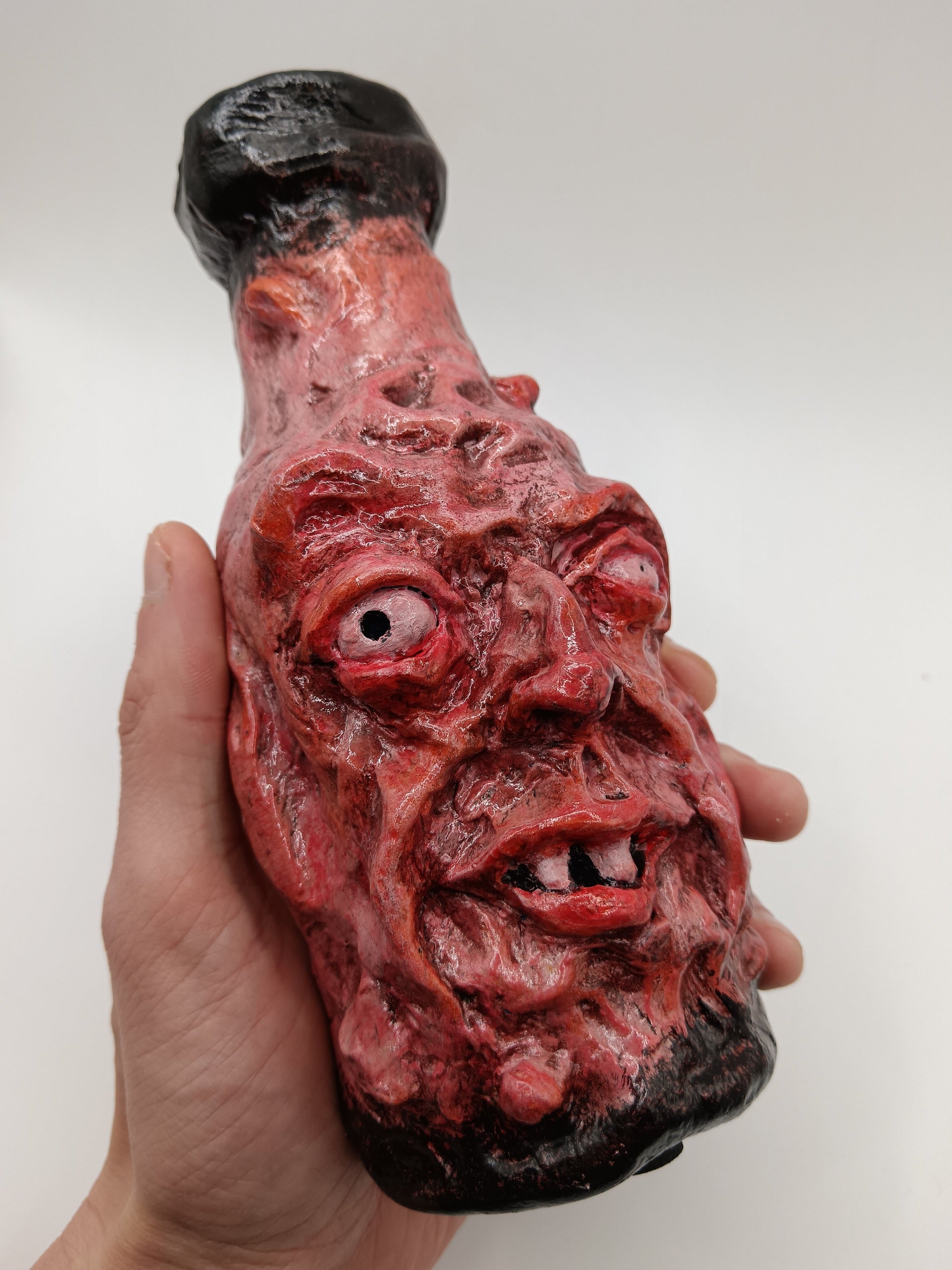 gross-out face vase