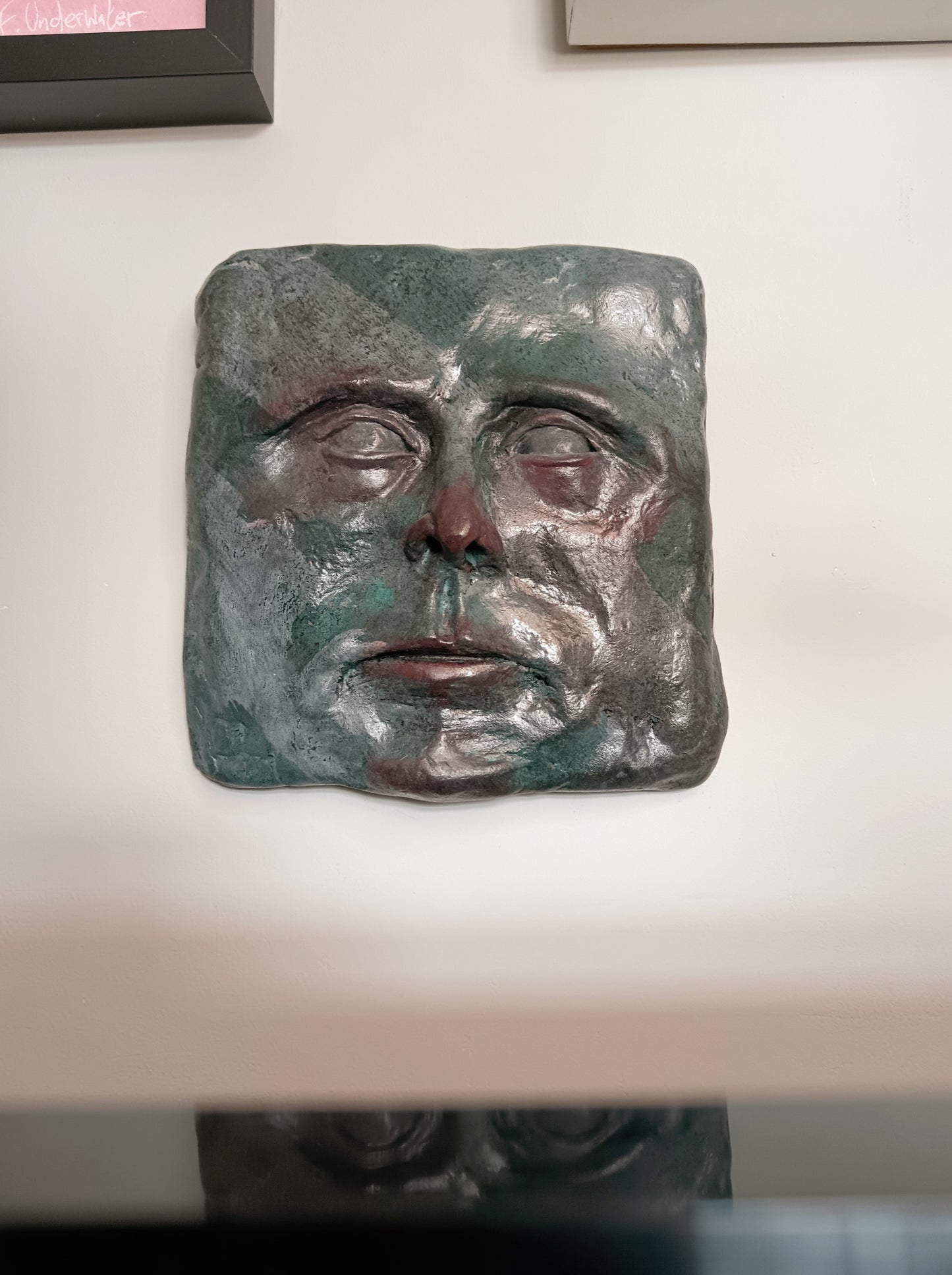 CAMO KEITH Wall Ornament