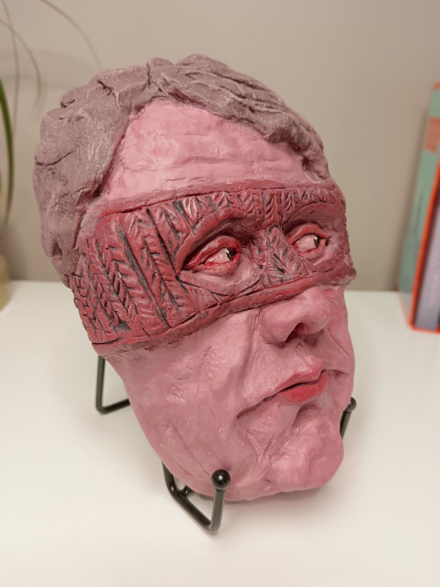 KNITTED SUPERHERO - Sculpture/Wall Art