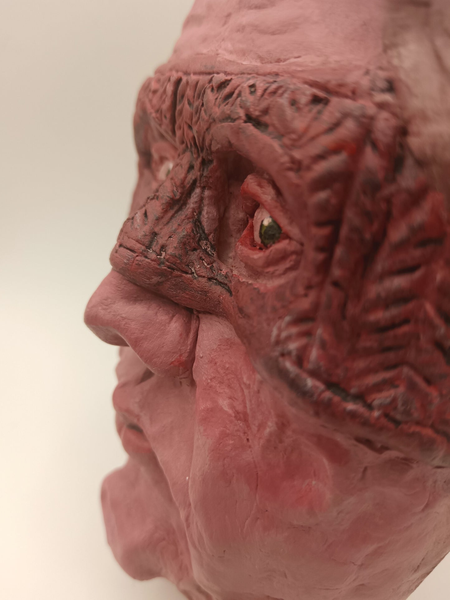 KNITTED SUPERHERO - Sculpture/Wall Art