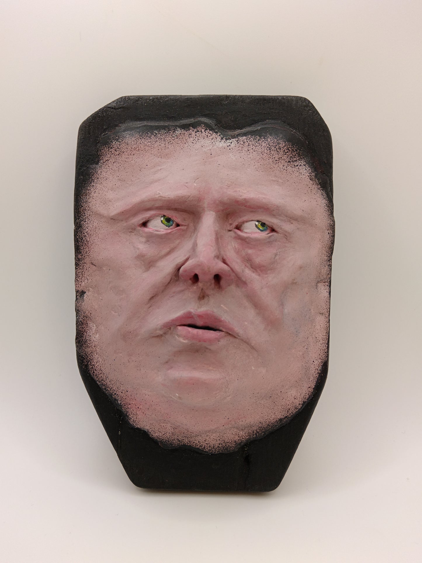 CREEPY COLLIN Wall Ornament