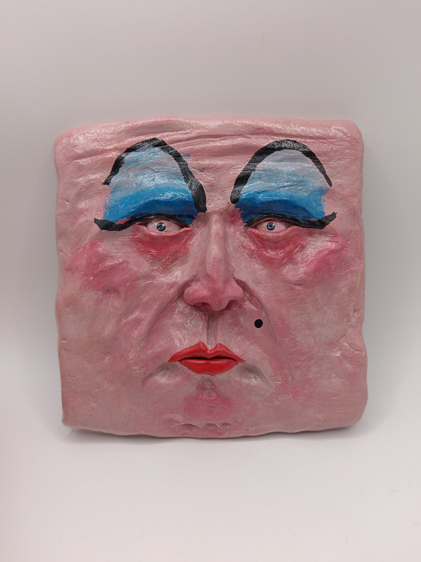 GLORIOUS DRAG QUEEN Wall Ornament