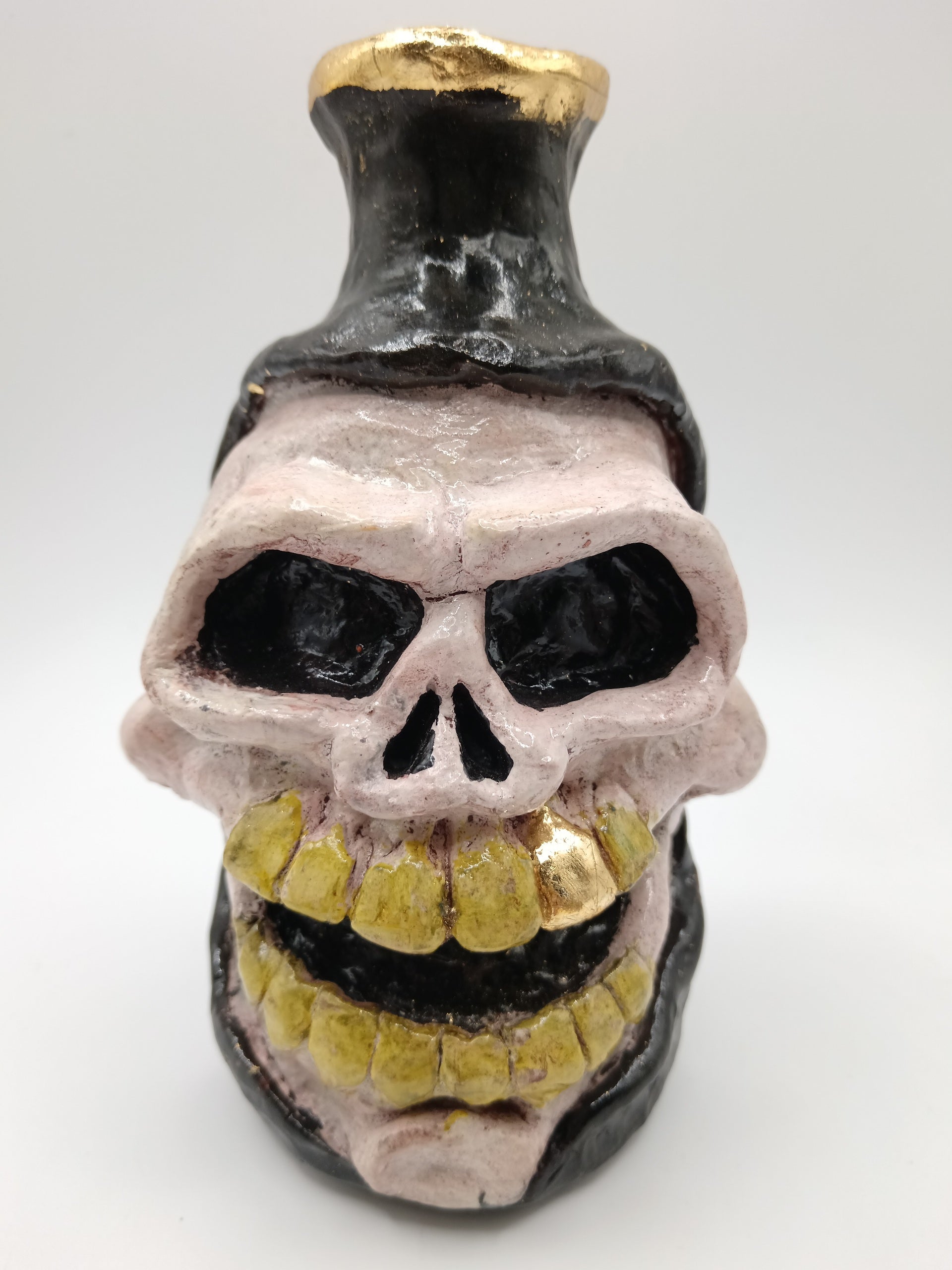 hand sculpted Skull vase front view