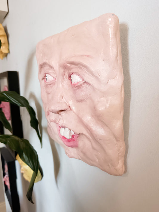 STEVE SIDE-EYE Wall Ornament