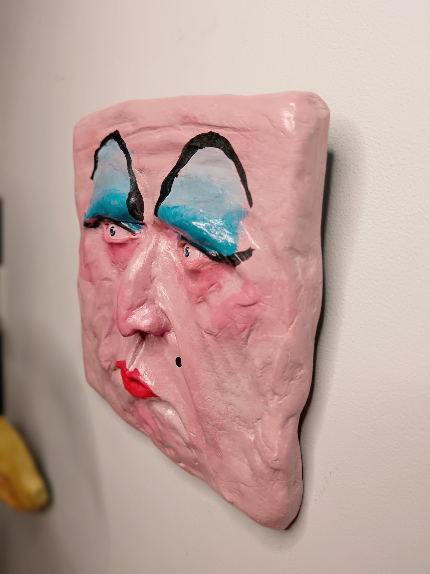 GLORIOUS DRAG QUEEN Wall Ornament