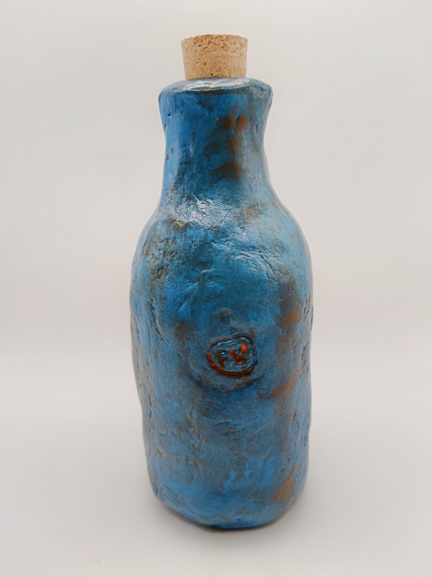 Blue Pouting Bottle Vase