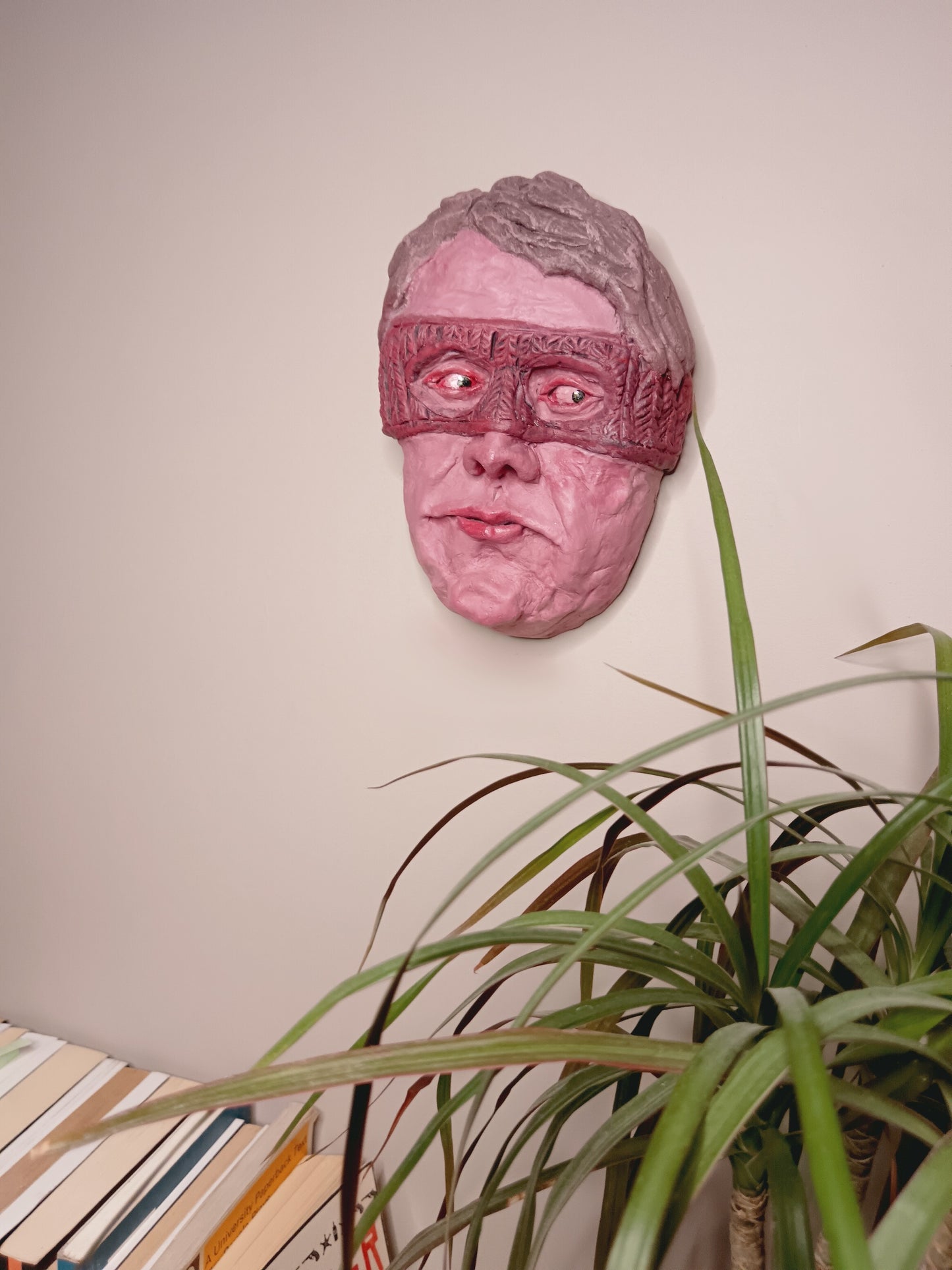 KNITTED SUPERHERO - Sculpture/Wall Art